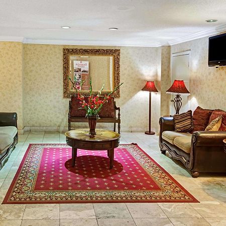 Ramada Overland Park Mission Bagian luar foto