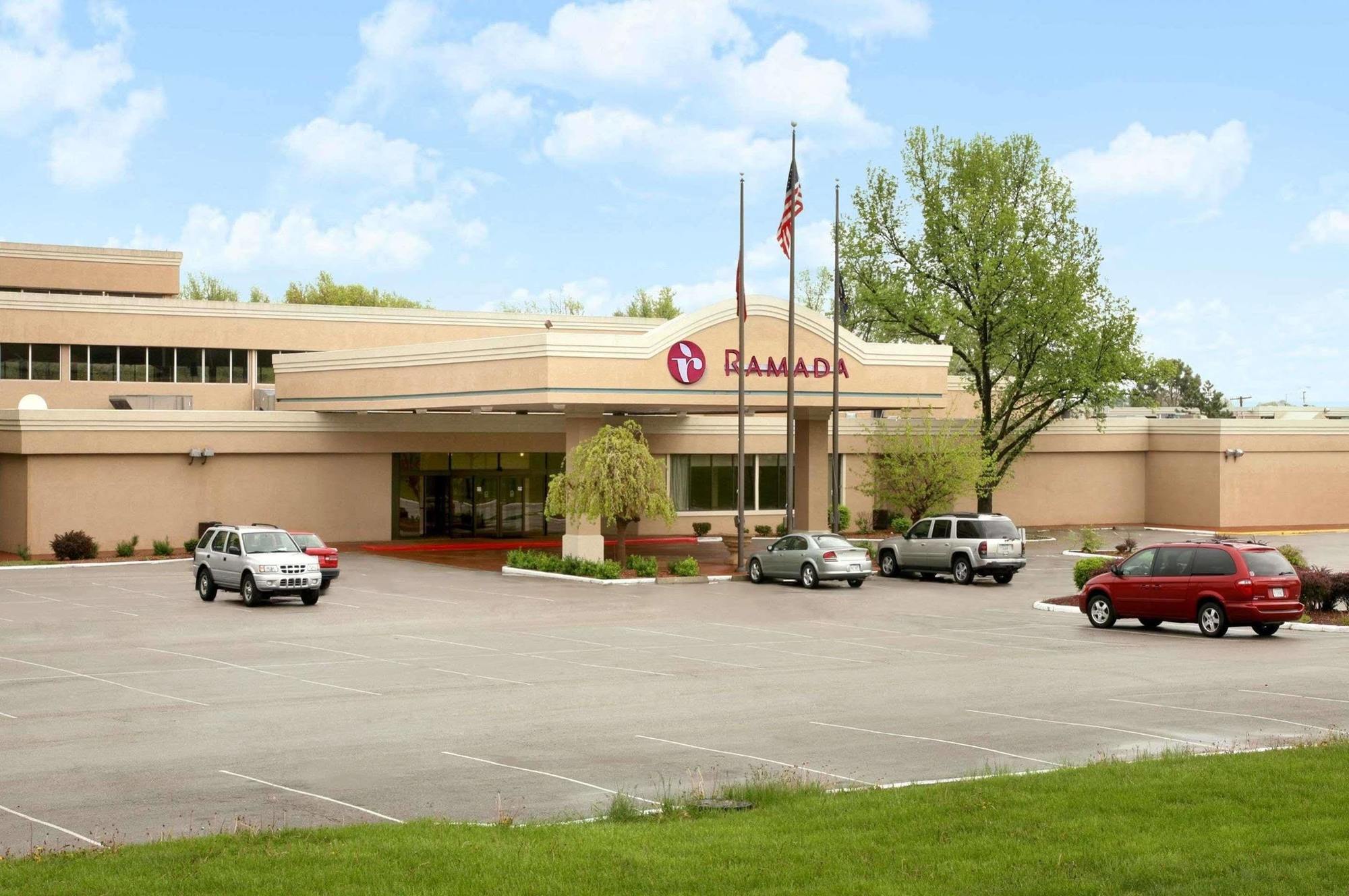 Ramada Overland Park Mission Bagian luar foto
